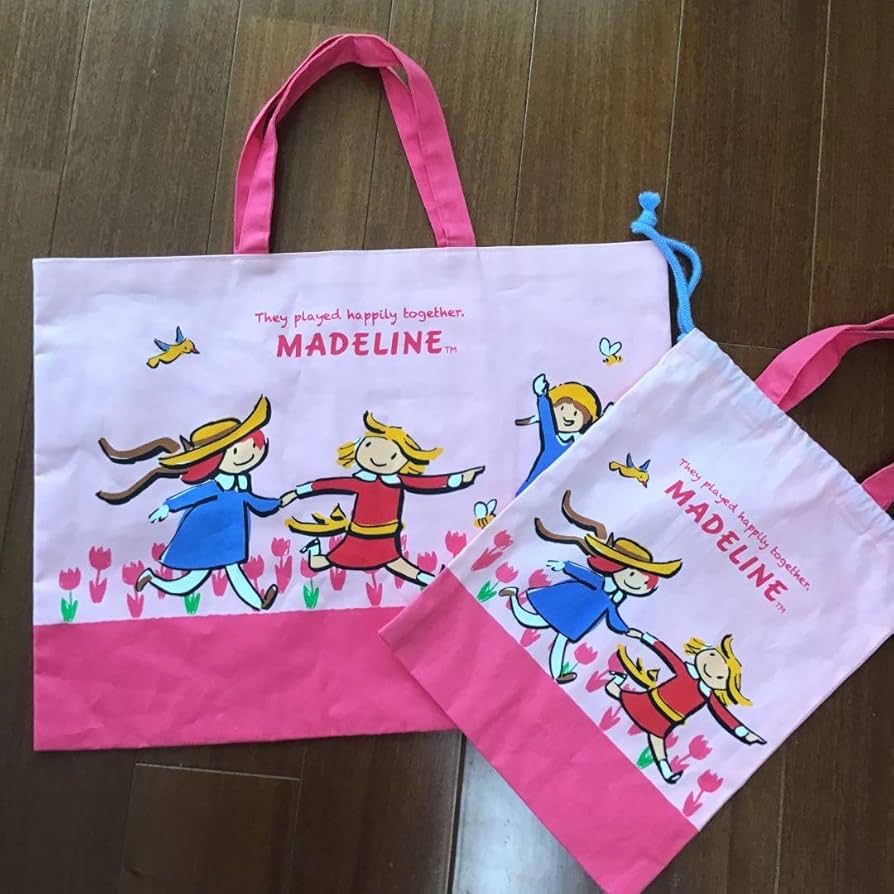 【新品　タグ付き】ファミリア　マドレーヌ　レッスンバッグ　コップ袋 新品 タグ付き】ファミリア マドレーヌ レッスンバッグ コップ袋